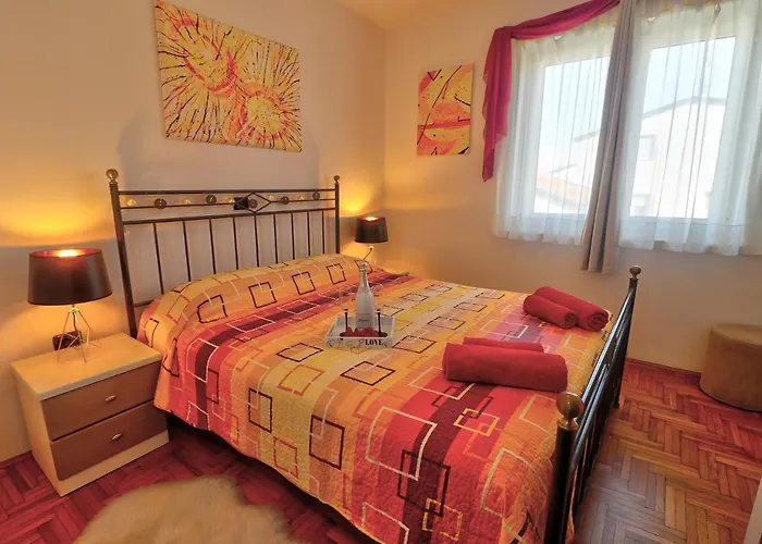 Apartments Medulin - Orijeta