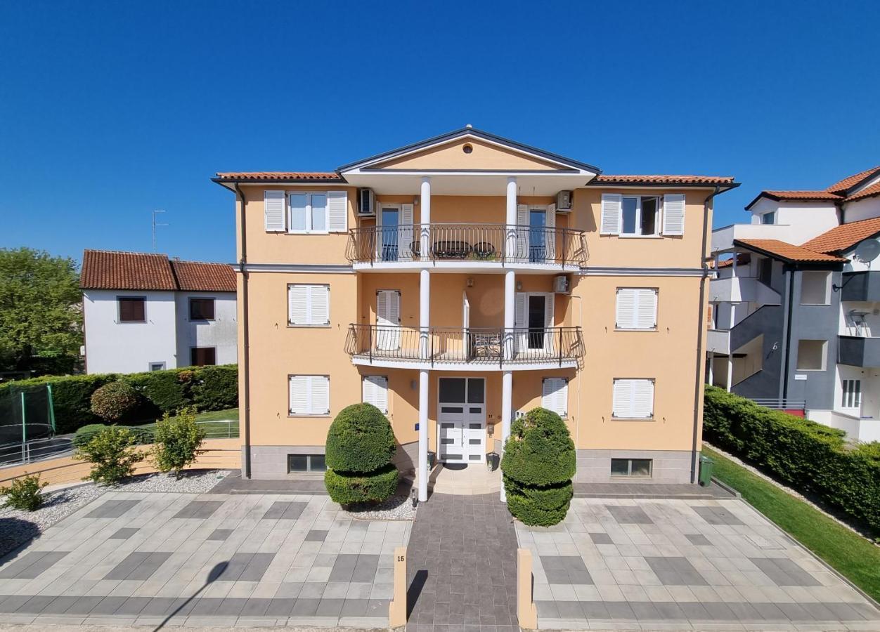 - Orijeta Apartment