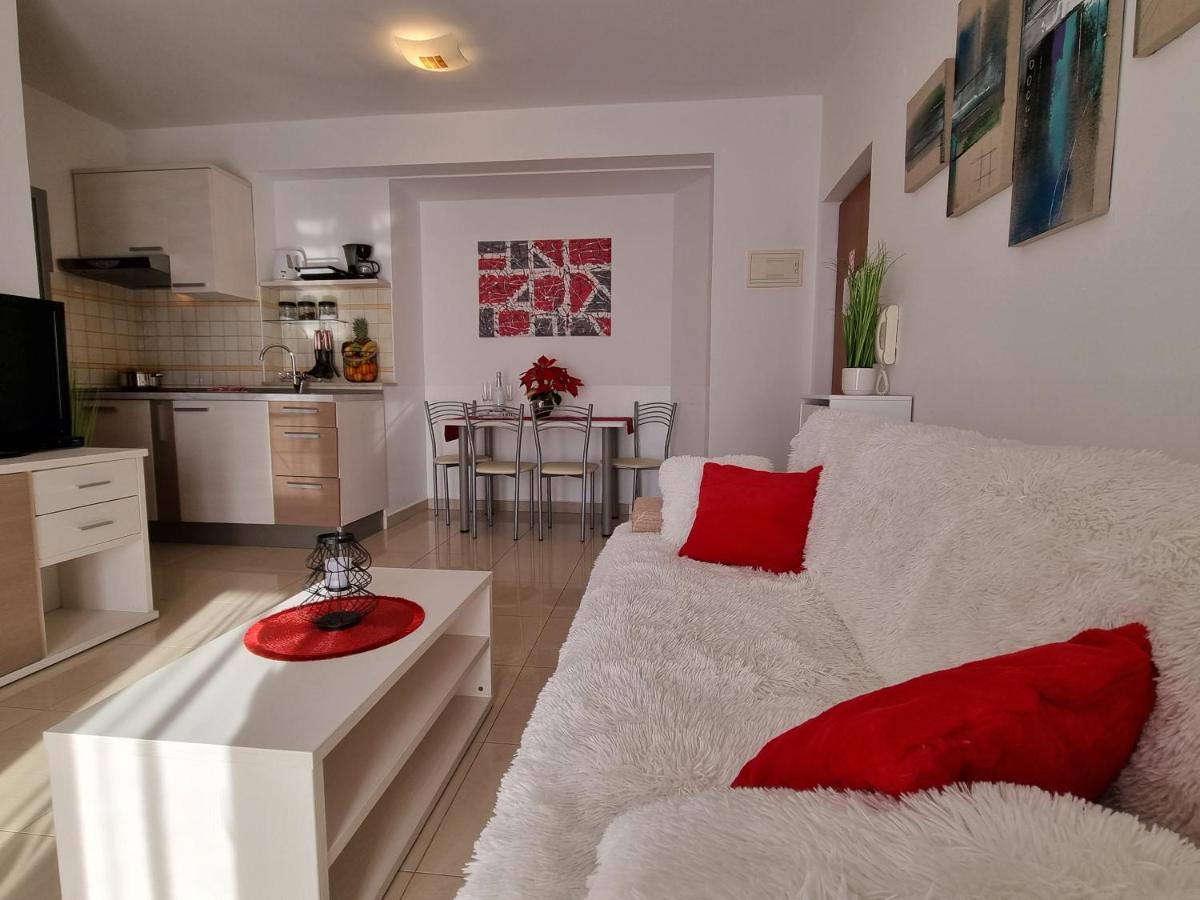 Apartment - Orijeta *