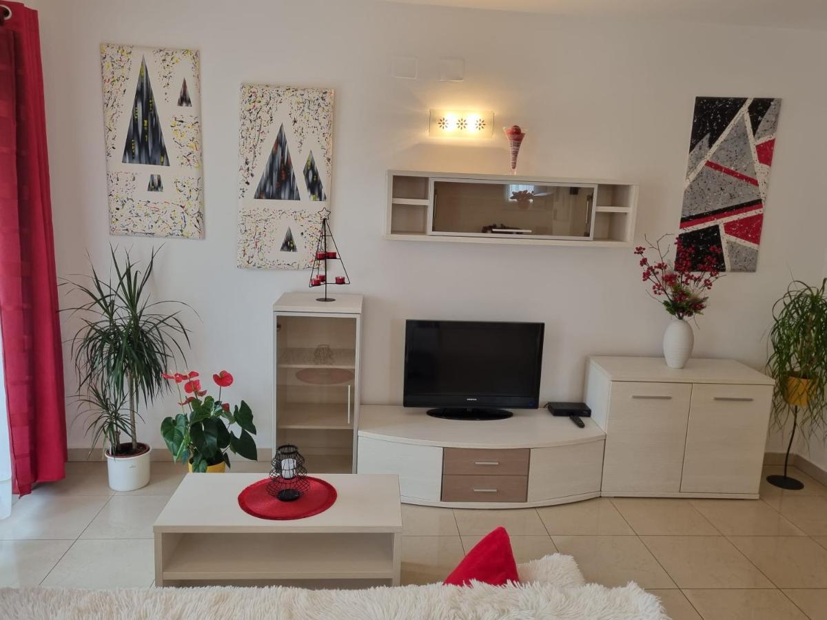 - Orijeta Apartment