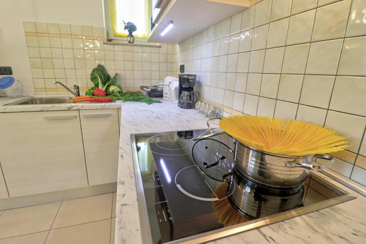 - Orijeta Apartment *