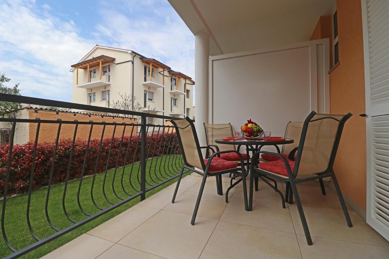 Apartment - Orijeta *