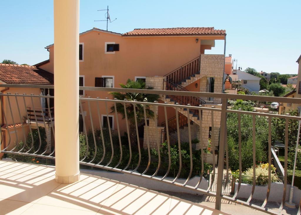 Apartment - Orijeta *